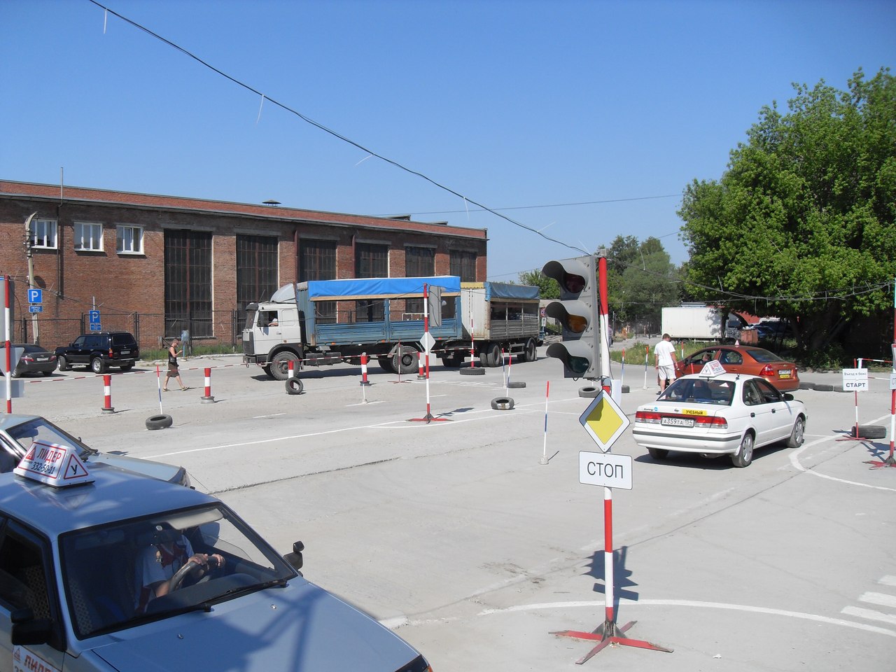 Подпись к фото